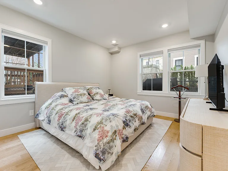 34 Dorset St #1 — Photo 7