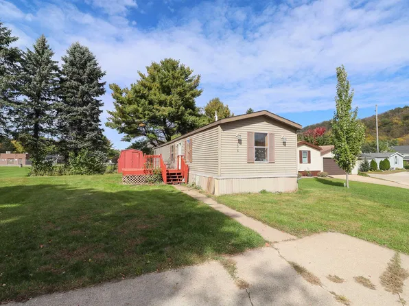 5618 Eagle Ln, La Crosse, WI 54601