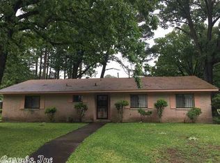 6823 Dahlia Dr, Little Rock, AR 72209