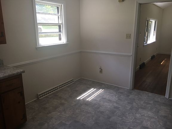 5th image of 1243 Southam Dr