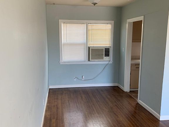 4th image of 3403 V St