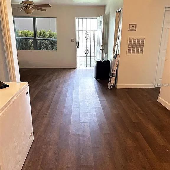 107 Dellwood Dr — Photo 2