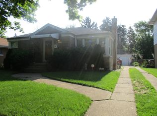 1857 Stratford Ave, Westchester, IL 60154