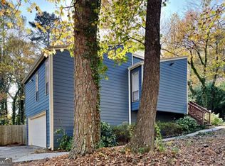 2211 Cedar Forks Dr, Marietta, GA