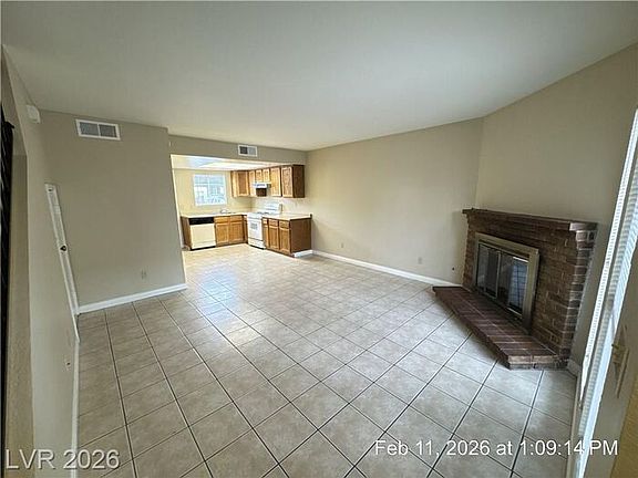 2nd image of 580 Sellers Pl
