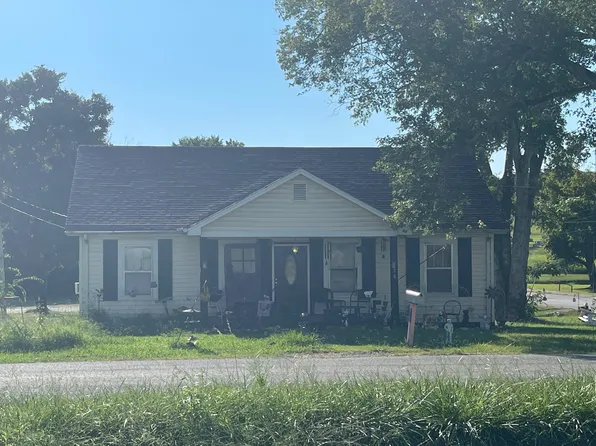 325 Vernon St, Decatur, TN 37322