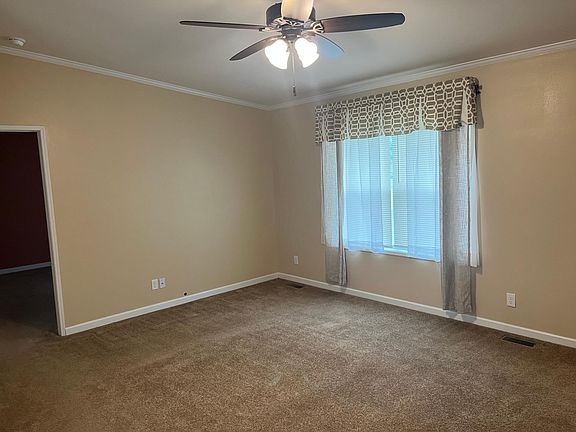 4th image of 4575 Windfall St