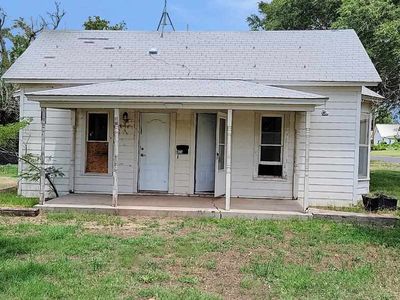 623 10th St, Snyder, OK, 73566