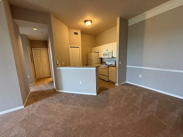 5168 Northridge Rd #311 — Photo 6