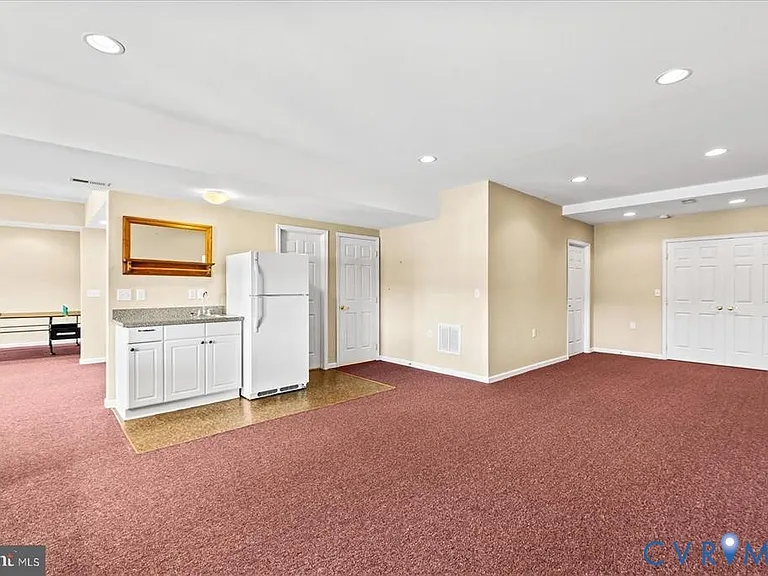 686 Lake Caroline Dr — Photo 53