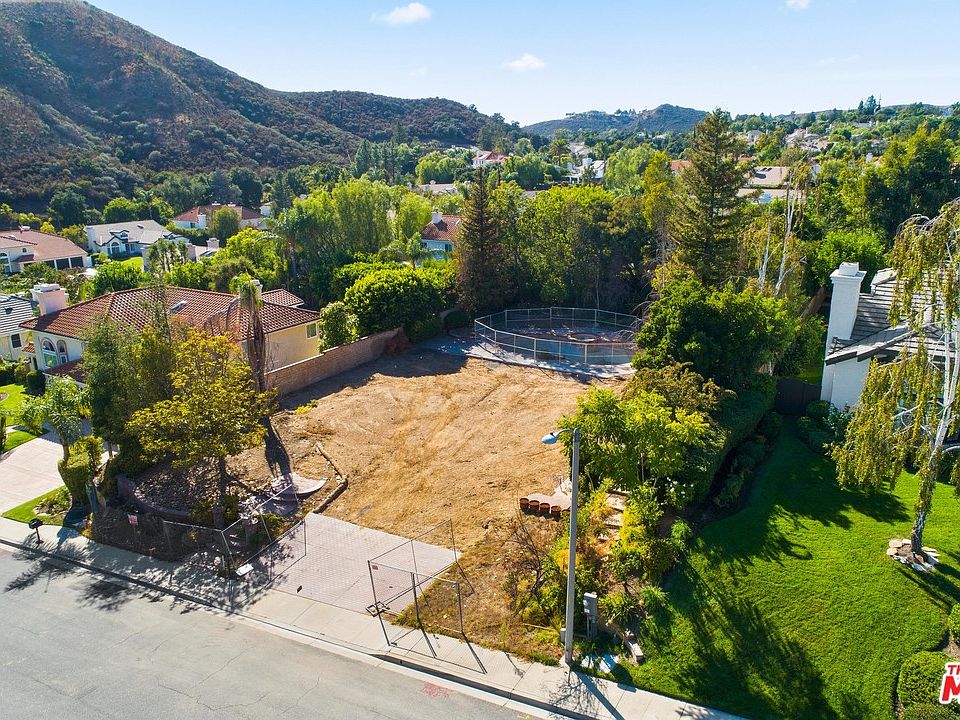 1st image of 1241 Hidden Springs Ave
