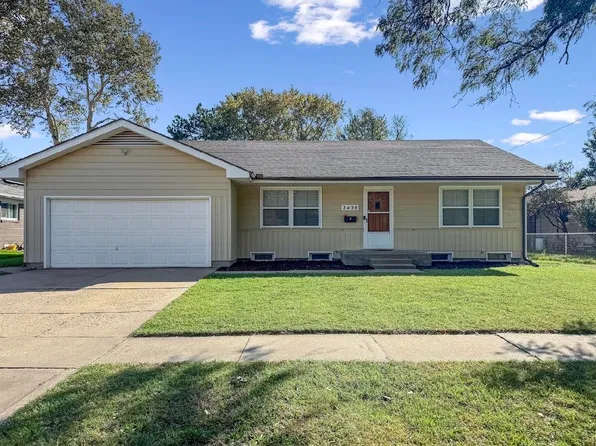 2428 S Bonn St, Wichita, KS 67217