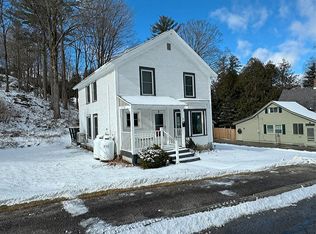 51 High St, Proctor, VT 05765