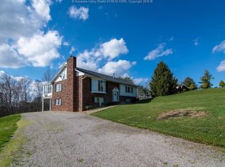 2722 Fisher Ridge Rd, Kenna, WV 25248