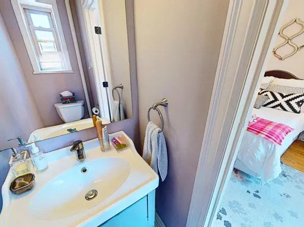 48-01 42nd Street image 22 of 49