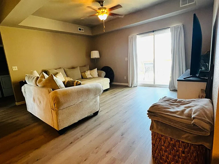 2618 Orchard Pl — Photo 6