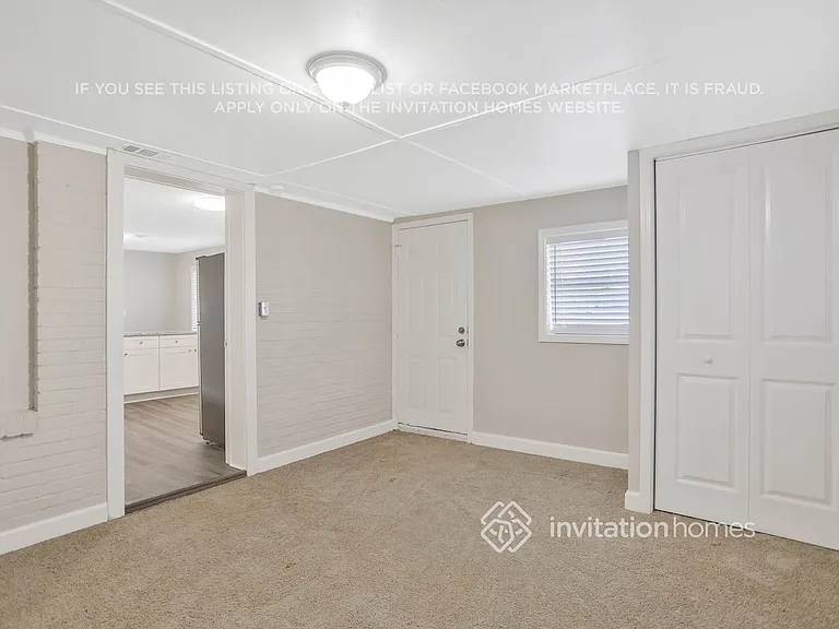 1978 Glendale Dr — Photo 8