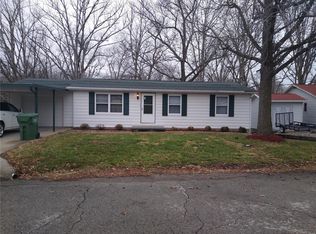 214 Ben St, Chester, IL 62233