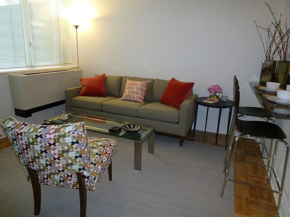 1st image of 1510 Lexington Ave APT 2P