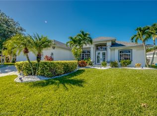 1828 SE 20th Ln, Cape Coral, FL 33990