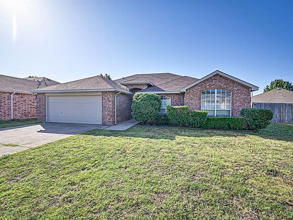 2nd image of 1609 Fern Dr