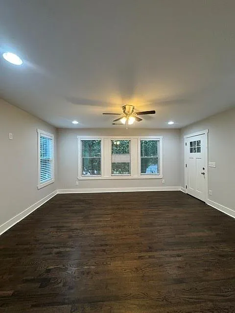 2 bed, 2.0 bath, 1029 sqft, $2,200 — Photo 3