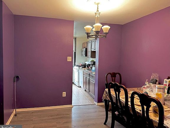 3rd image of 525 N Armistead St APT 101