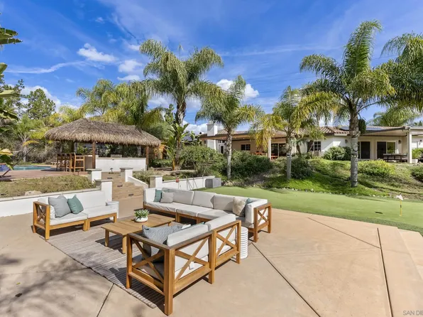 17412 La Brisa Ln, Rancho Santa Fe, CA 92067