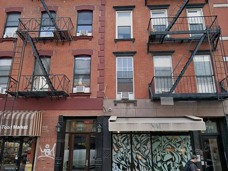 352 E 13th St #3A — Photo 13
