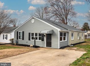 1 Scarlet Ave, Aston, PA 19014