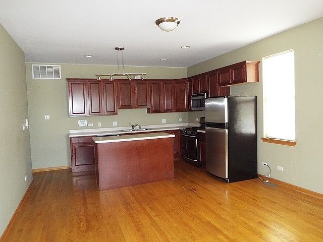1st image of 6528 S University Ave Unit 3N