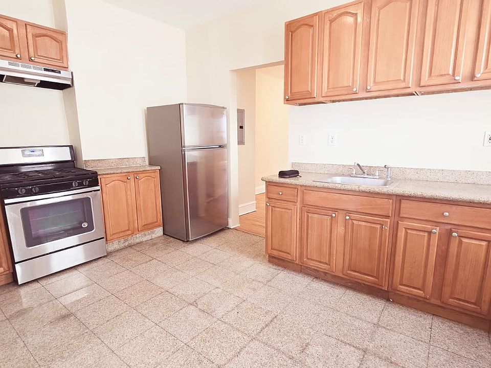 1st image of 132 Stegman St #1B