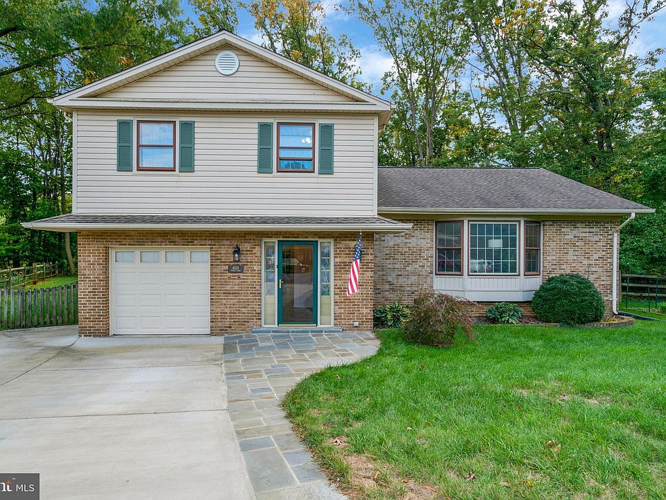 1st image of 4318 Dahill Pl