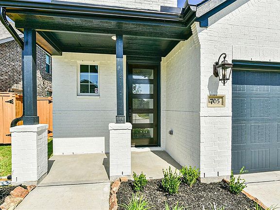 2nd image of 705 Ocean Palms Drive