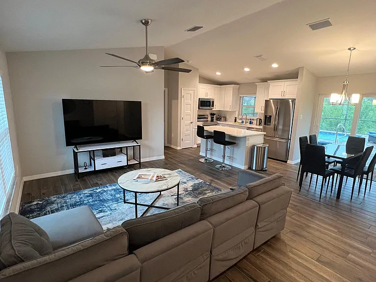 11177 Chalet Ave — Photo 5