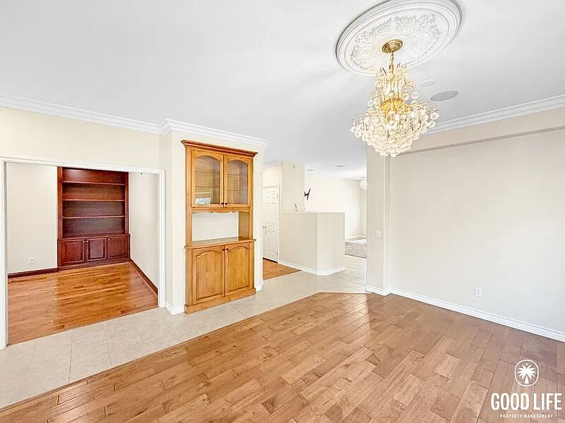 4 bed, 2.0 bath, 1913 sqft, $4,600 — Photo 4