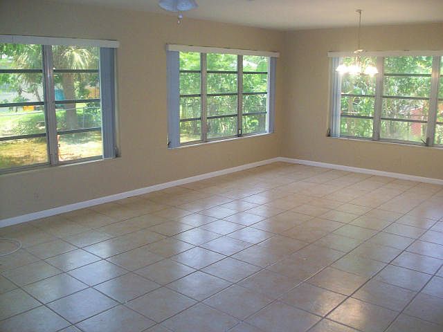 2nd image of 3035 SE 1st St