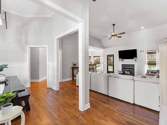 5th image of 1191 Filmore Harris Rd