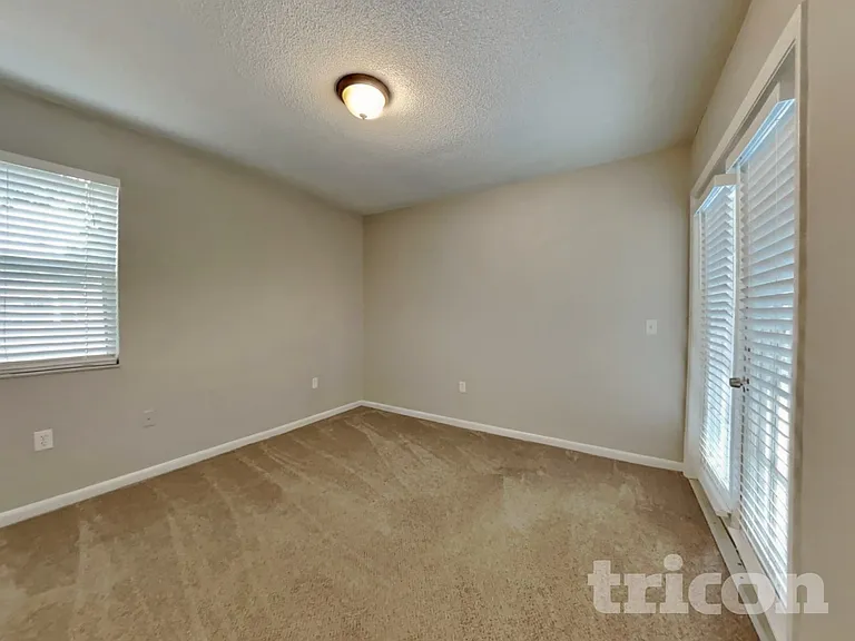 6951 Jarvis Rd — Photo 11