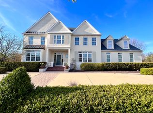 3606 Baywood Rd, Bloomington, IL 61704