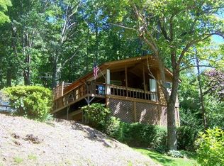 1096 Mill Creek Rd, Franklin, NC 28734