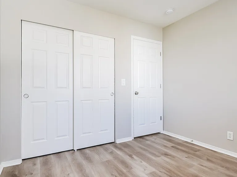3406 W Luge Ln — Photo 11