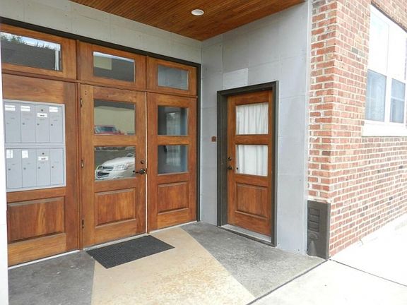 2nd image of 505 Fay St #201