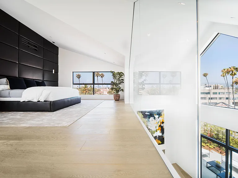 Gardenhouse Beverly Hills — Photo 16
