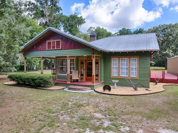212 W Noble Ave, Bushnell, FL 33513