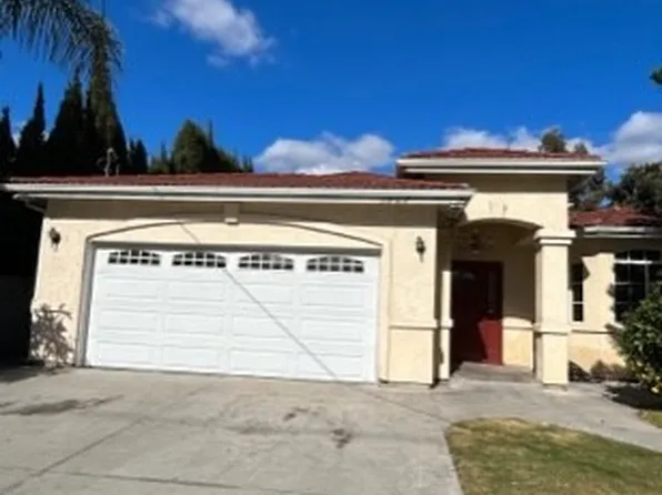 1907 W 2nd St, Santa Ana, CA 92703