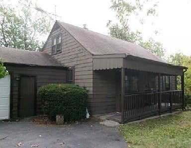 3rd image of 16319 School St