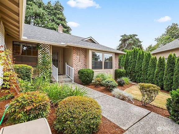3rd image of 2517 SE 146th Avenue