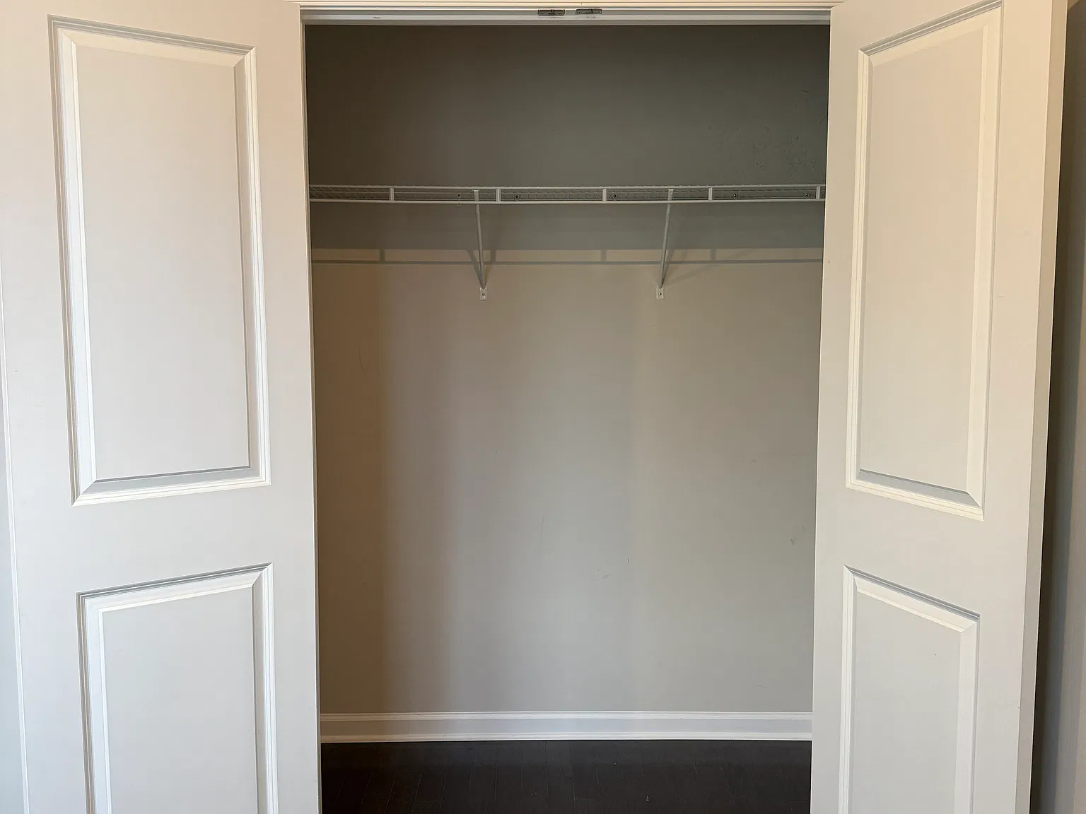1 bed, 1.5 bath, 120 sqft, $1,000 — Photo 3