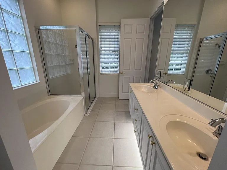 180 Barbados Dr — Photo 7